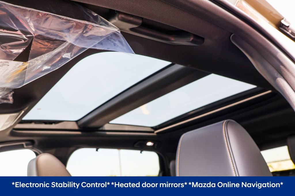 Used 2025 MAZDA CX-70 Plug-In Hybrid w/ Premium Plus image 7