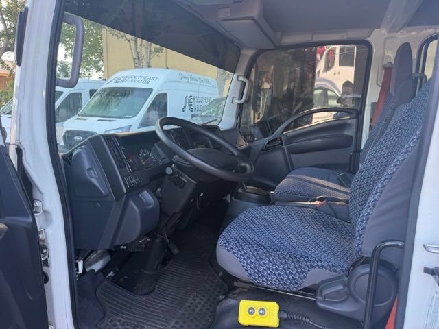 Used 2024 Chevrolet Low Cab Forward RWD image 5