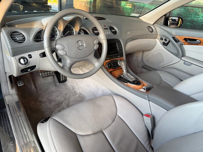 Used 2007 Mercedes-Benz SL 550 image 22