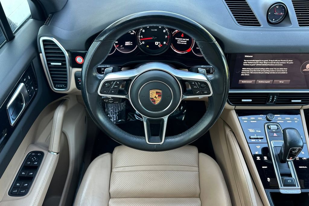 Used 2022 Porsche Cayenne image 14