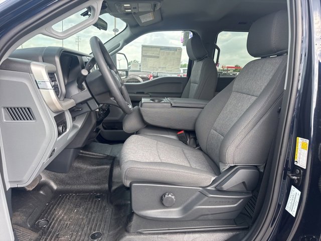 New 2025 Ford F350 XL w/ XL Driver Assist Package image 9