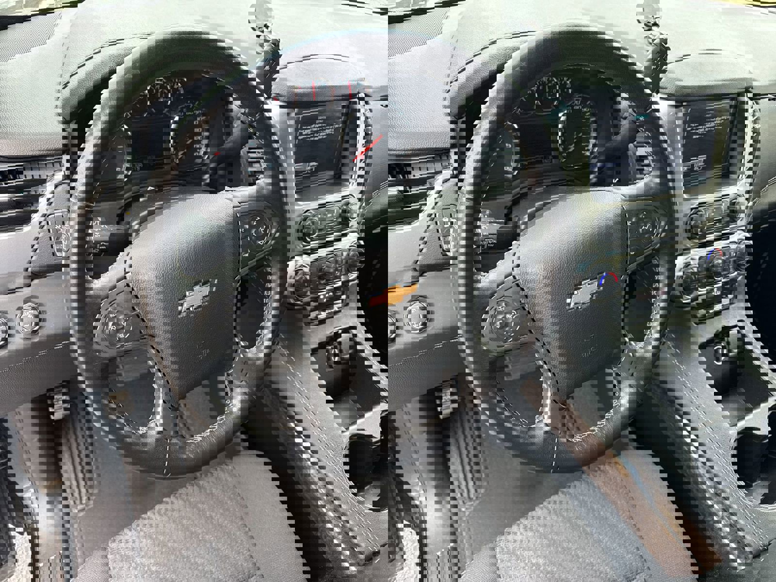 Used 2020 Chevrolet Tahoe LS image 18