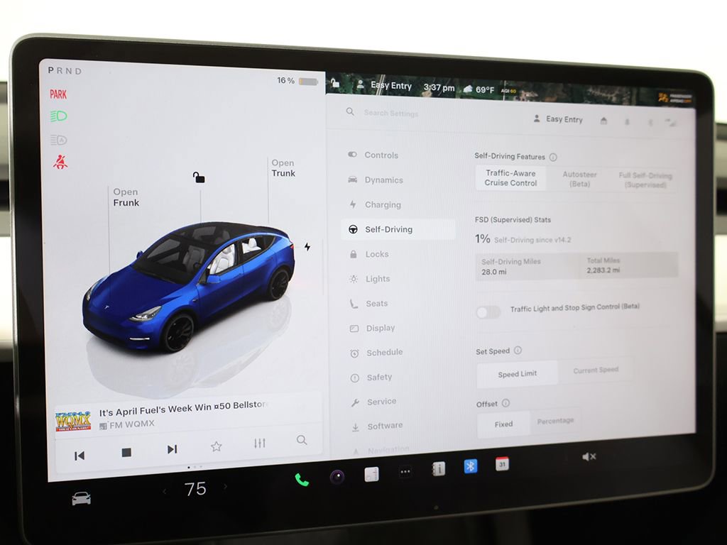 Used 2024 Tesla Model Y Performance image 51