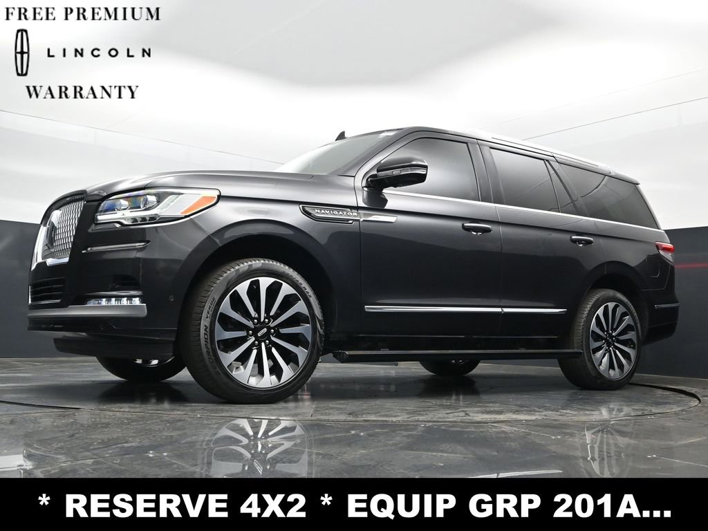 Used 2022 Lincoln Navigator Reserve image 25