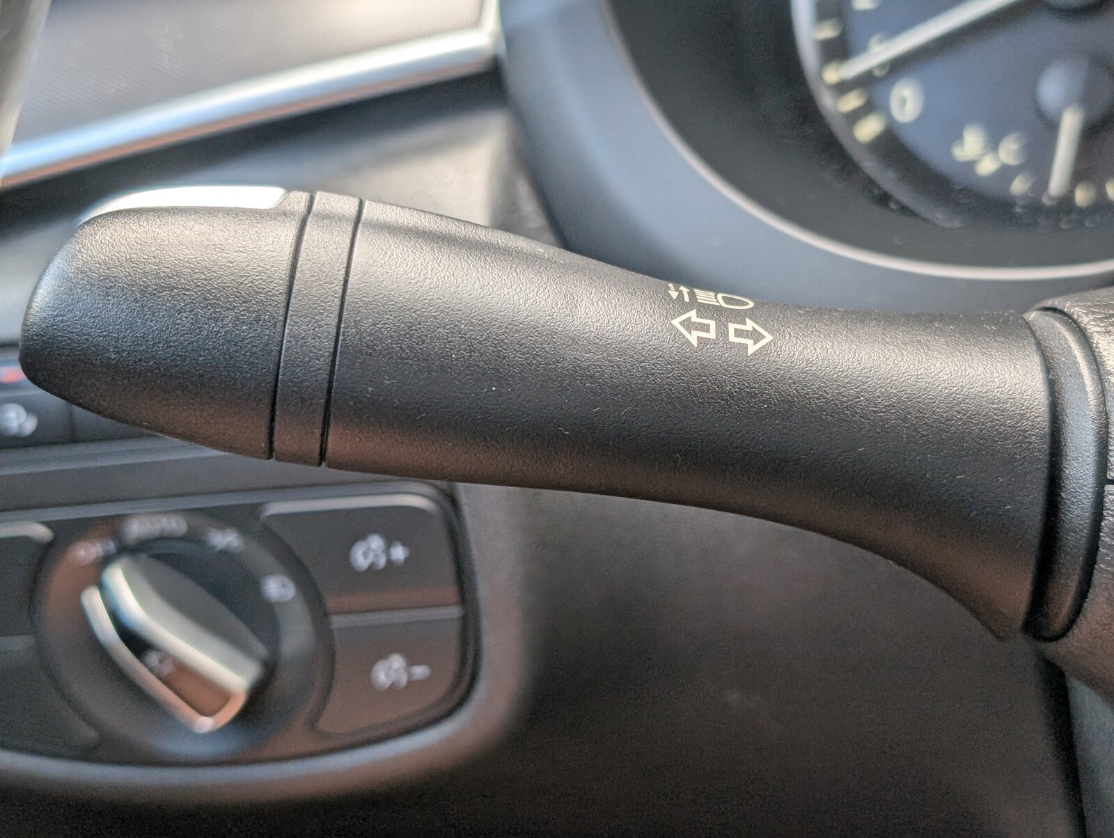 Used 2023 INFINITI QX50 Pure FWD image 30