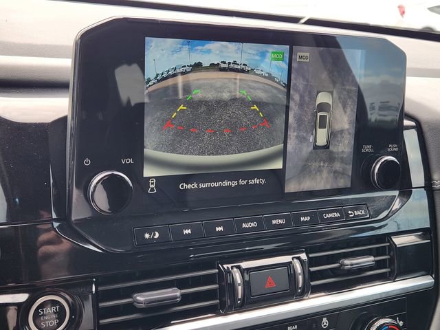 Used 2023 Nissan Pathfinder Platinum w/ Cargo Package image 18