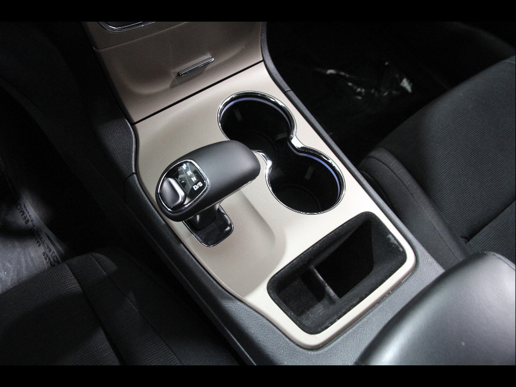 Used 2015 Jeep Grand Cherokee Laredo w/ Quick Order Package 23E image 15