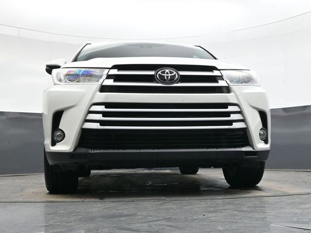 Used 2019 Toyota Highlander XLE image 34