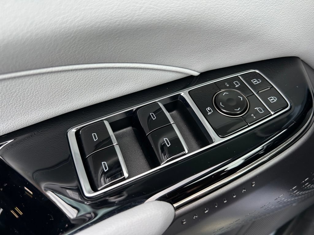 Used 2025 Cadillac Lyriq Sport RWD image 56