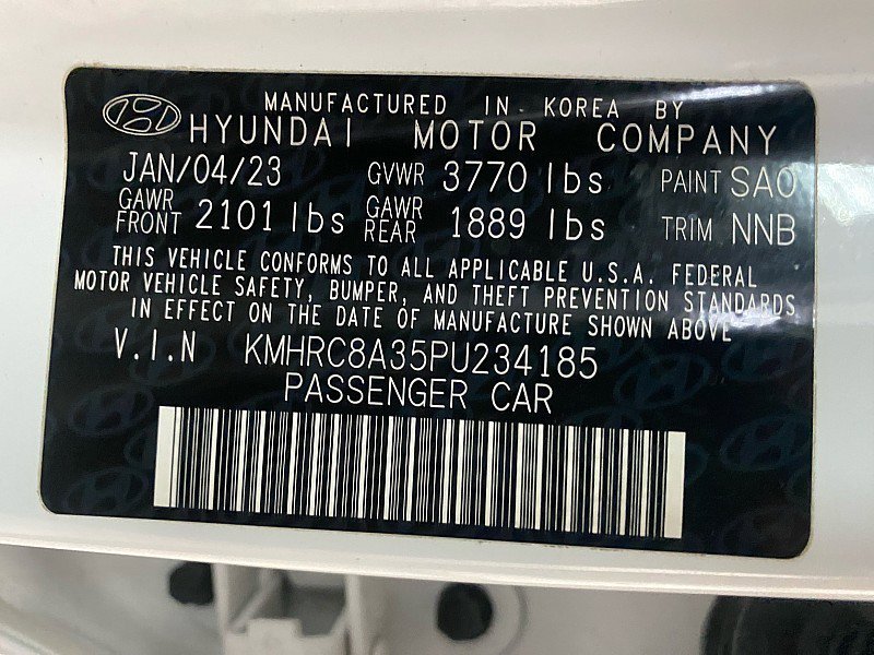 Used 2023 Hyundai Venue Limited image 27