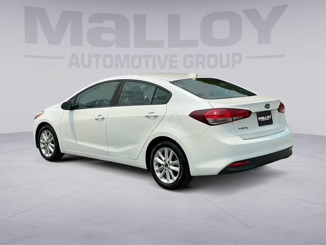 Used 2017 Kia Forte LX w/ LX Popular Package FWD image 3