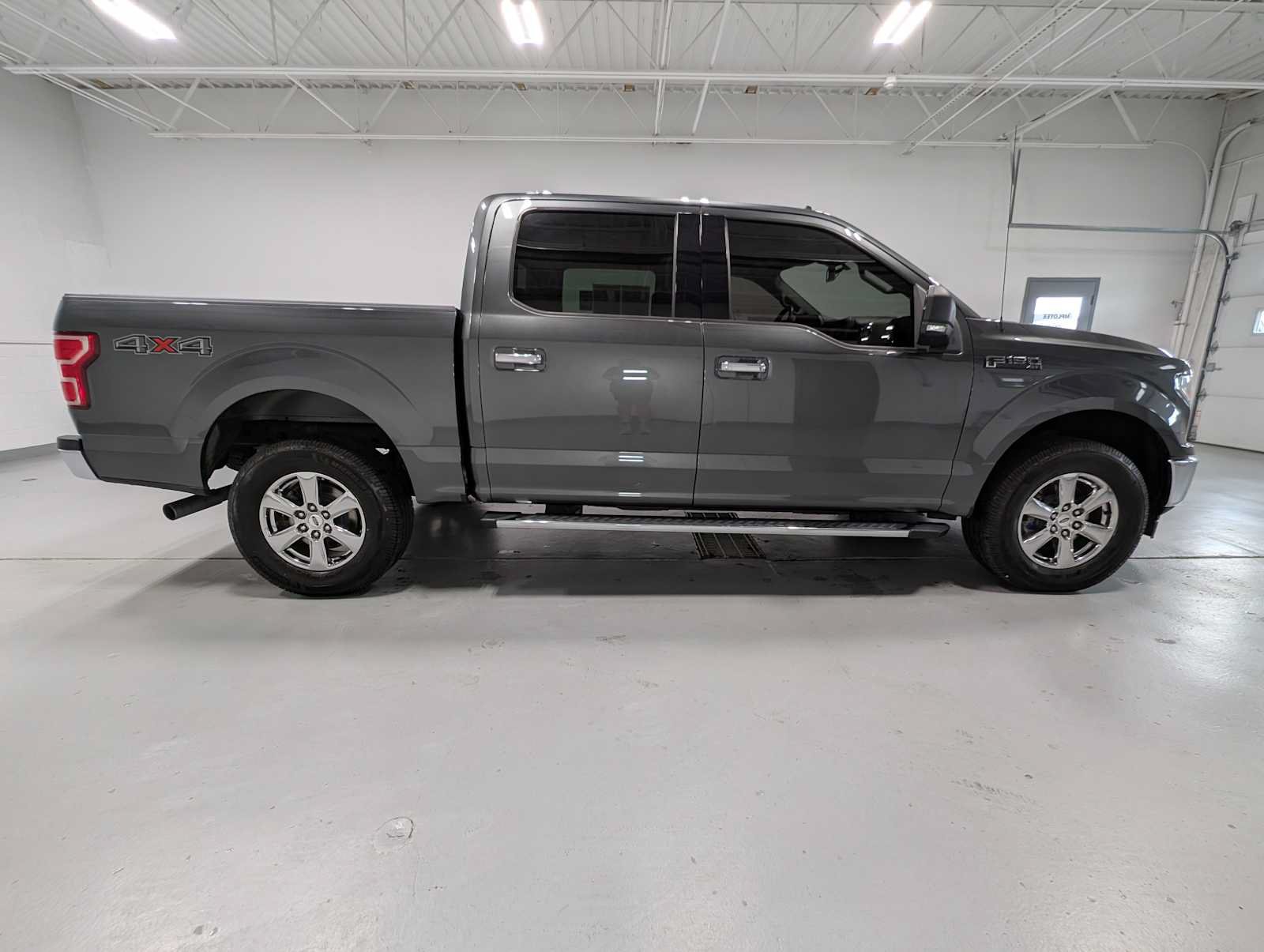Used 2019 Ford F150 XLT w/ Equipment Group 302A Luxury AWD/4WD image 7