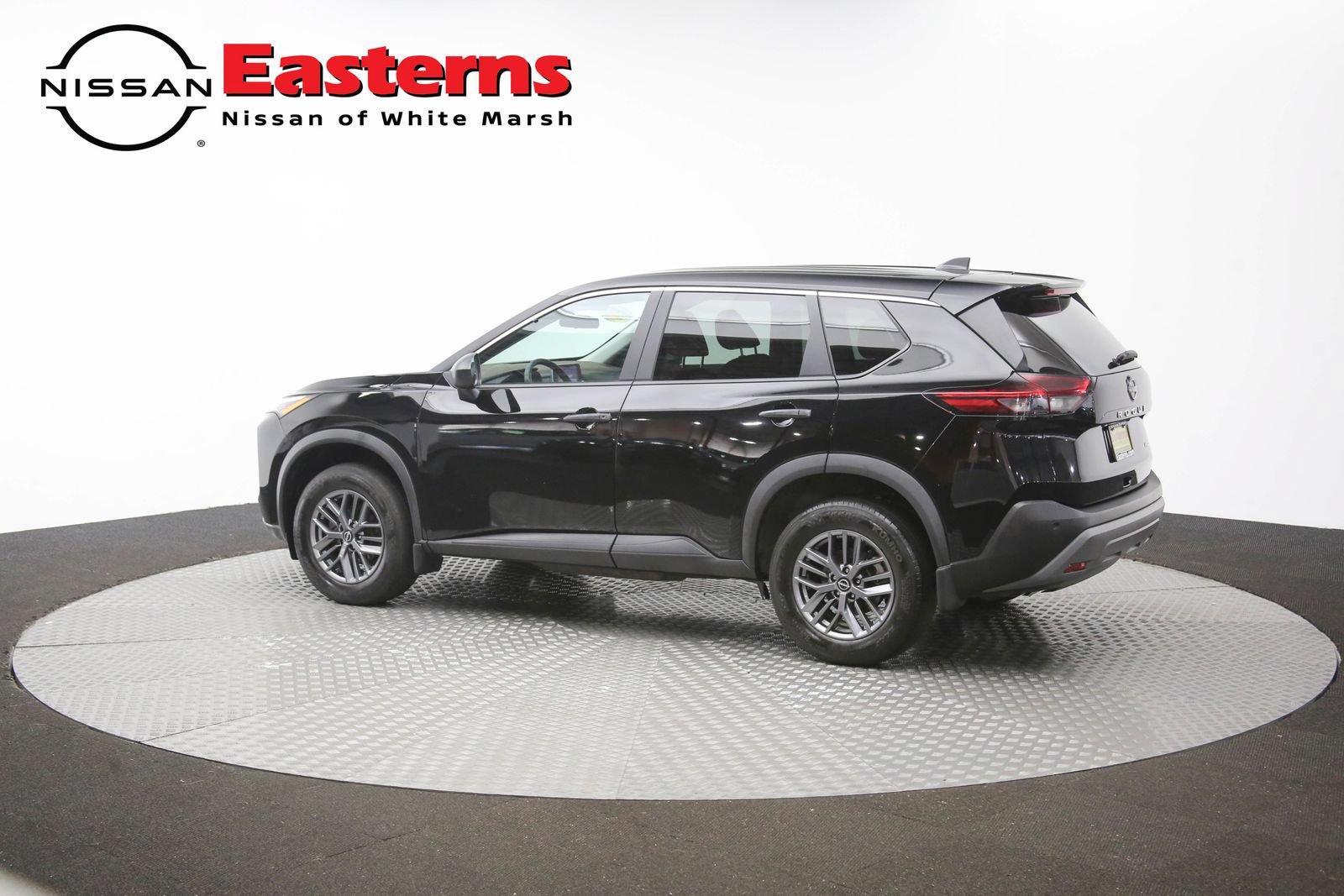 Used 2023 Nissan Rogue S AWD/4WD image 58