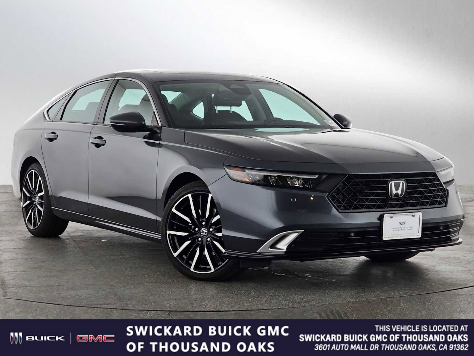 Used 2023 Honda Accord Touring image 1
