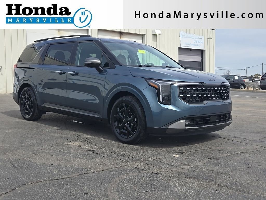 Used 2025 Kia Carnival SX Prestige