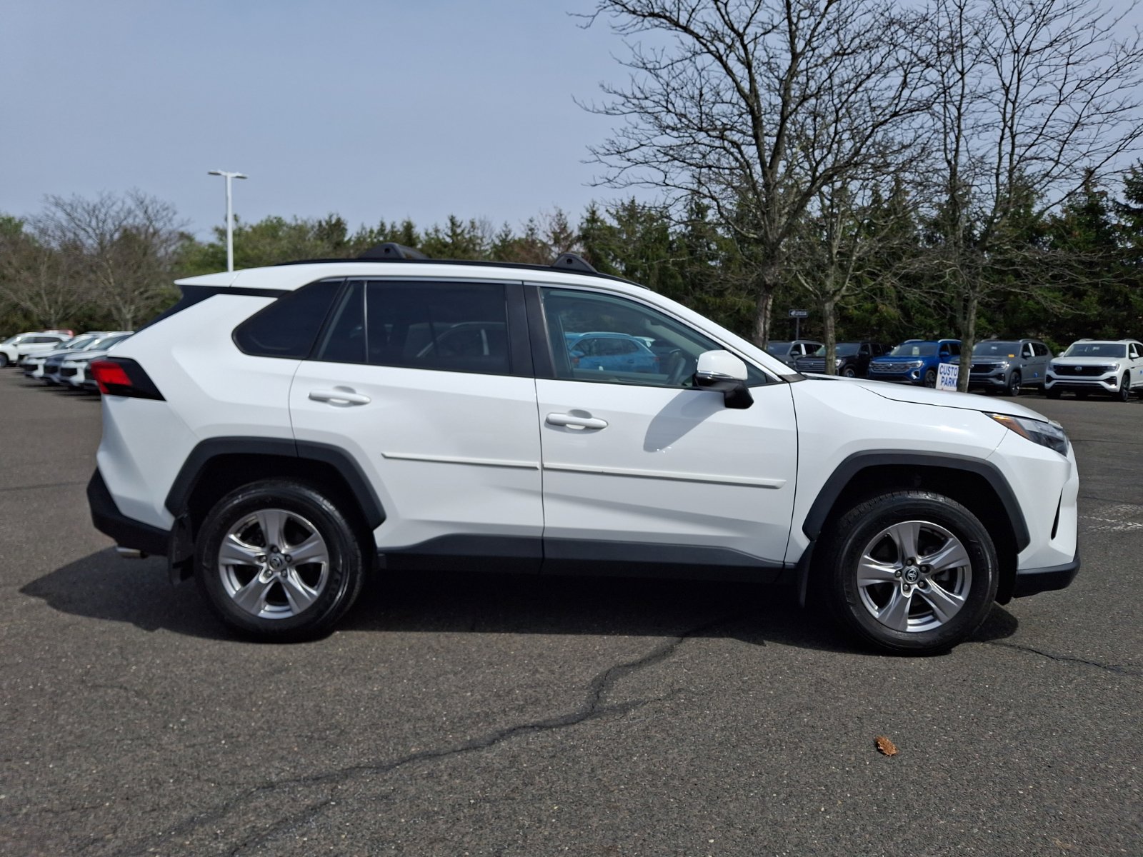 Used 2023 Toyota RAV4 XLE image 7