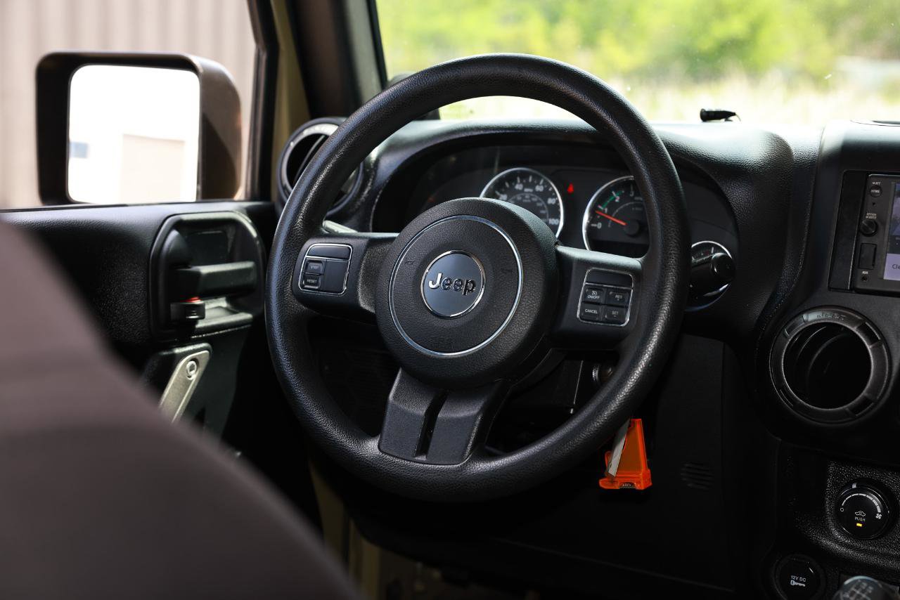 Used 2013 Jeep Wrangler Sport image 29