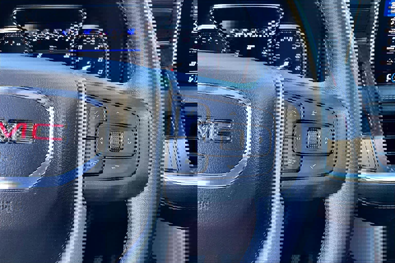 Used 2021 GMC Yukon SLT w/ SLT Premium Package image 25