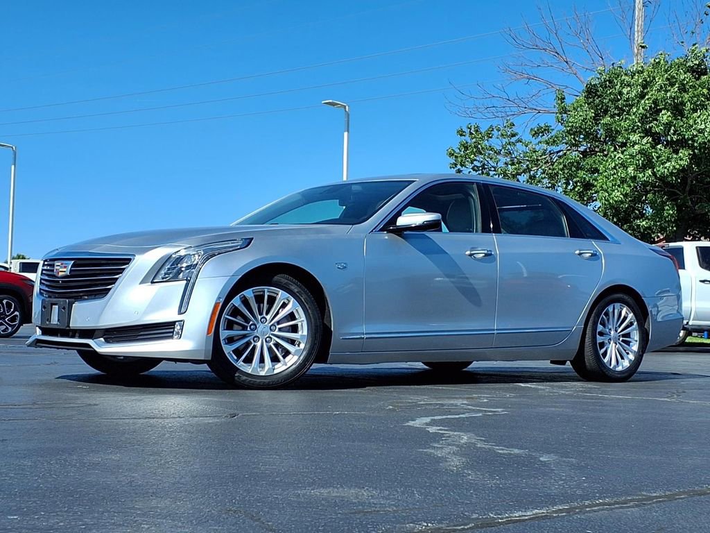 Used 2018 Cadillac CT6 Luxury RWD image 2