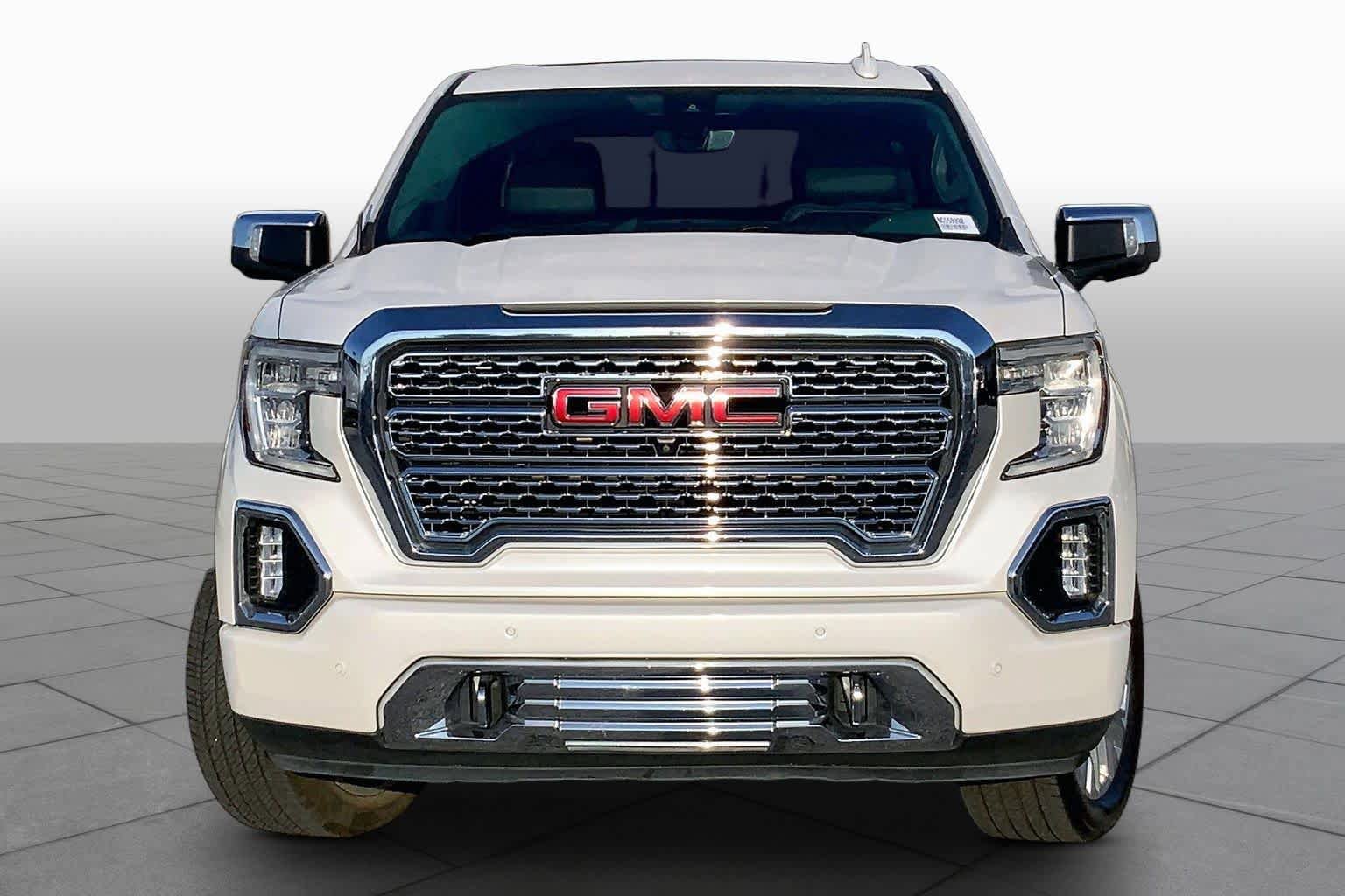 Used 2022 GMC Sierra 1500 Denali w/ Denali Reserve Package AWD/4WD image 4