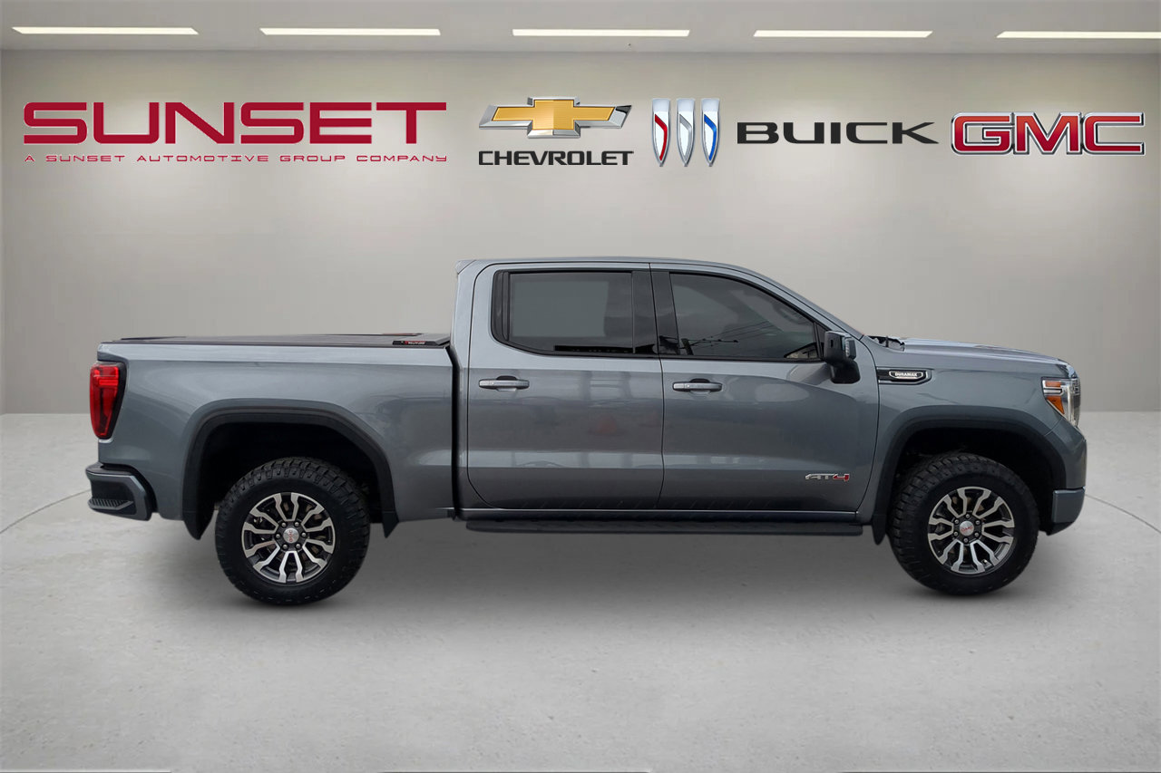 Certified 2022 GMC Sierra 1500 AT4 w/ AT4 Premium Package image 3