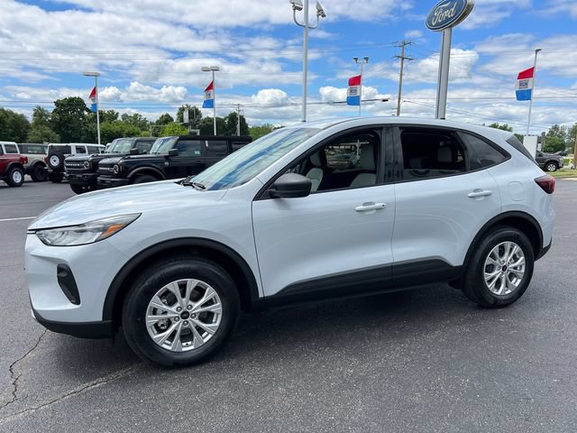 New 2026 Ford Escape Active w/ Tech Pack #1 AWD/4WD image 3