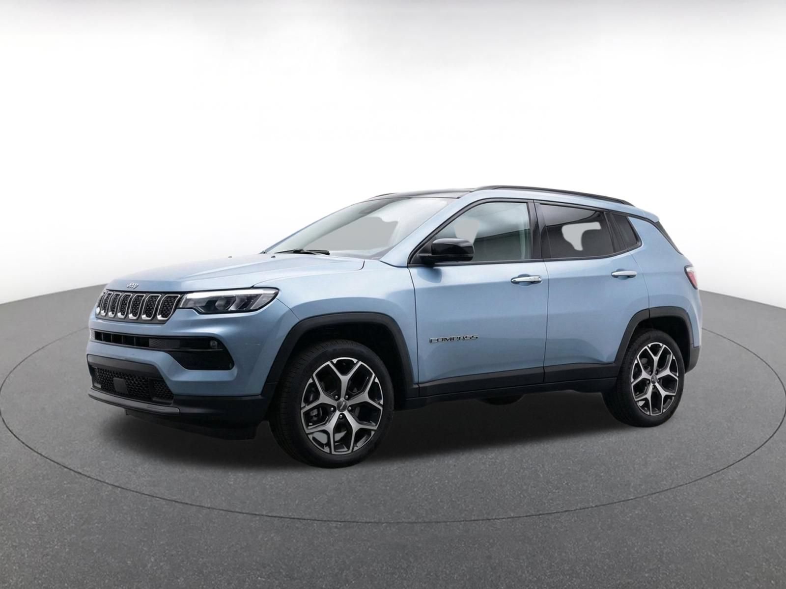 Used 2025 Jeep Compass Limited AWD/4WD image 4