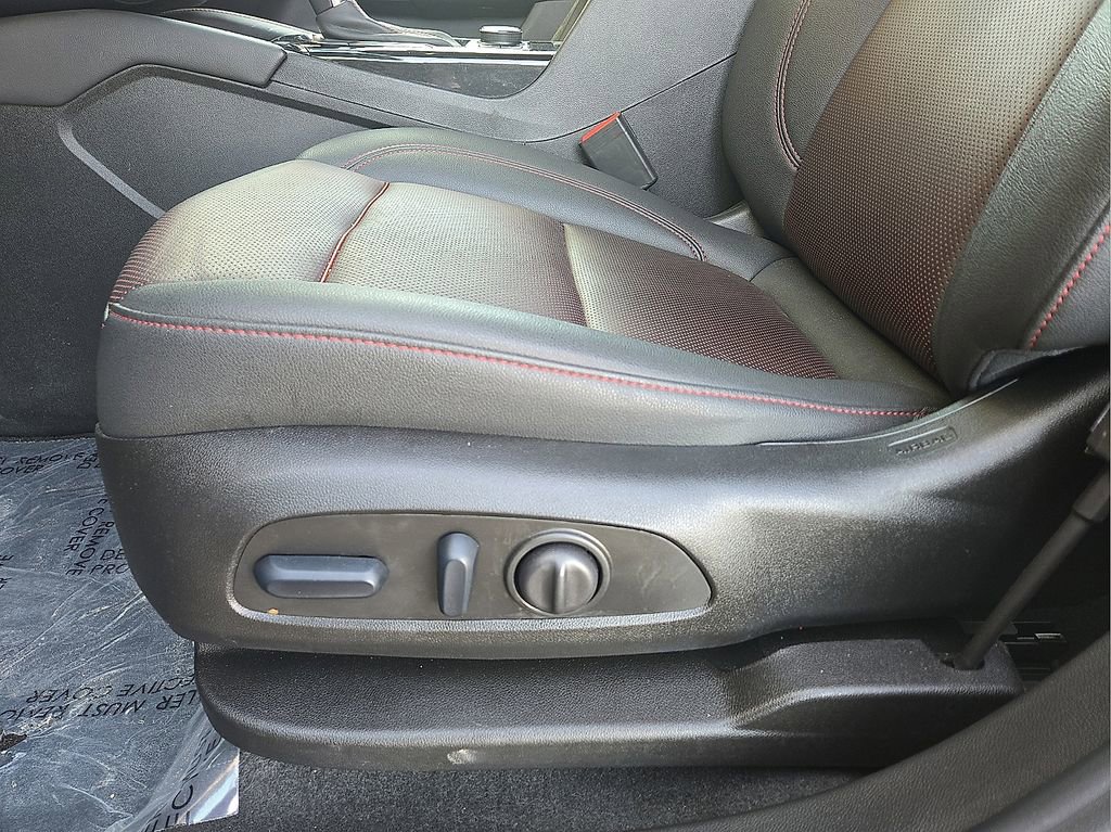 Used 2025 Chevrolet Blazer RS image 27