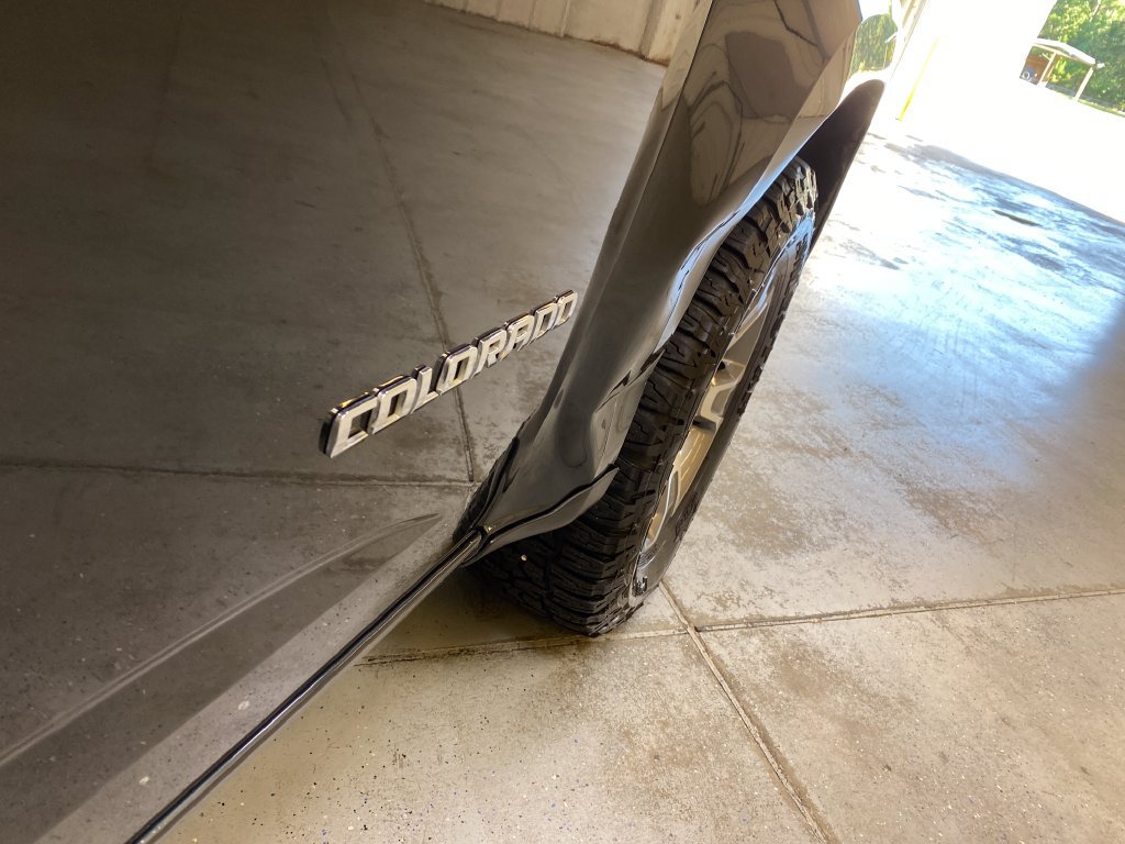 Used 2018 Chevrolet Colorado Z71 RWD image 15