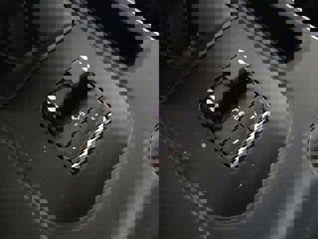 Used 2025 GMC Sierra 1500 Denali Ultimate image 30