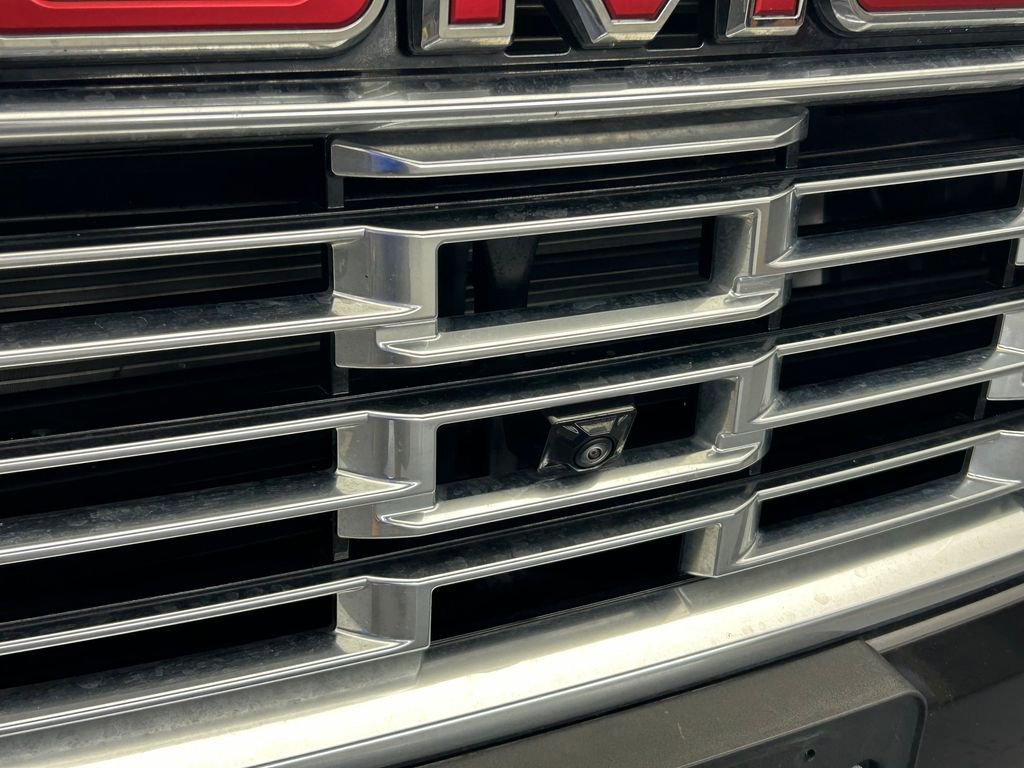 Used 2025 GMC Yukon Denali AWD/4WD image 62