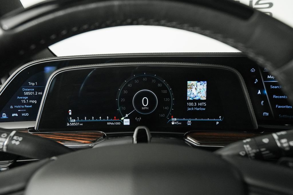 Used 2023 Cadillac Escalade Premium Luxury AWD/4WD image 11