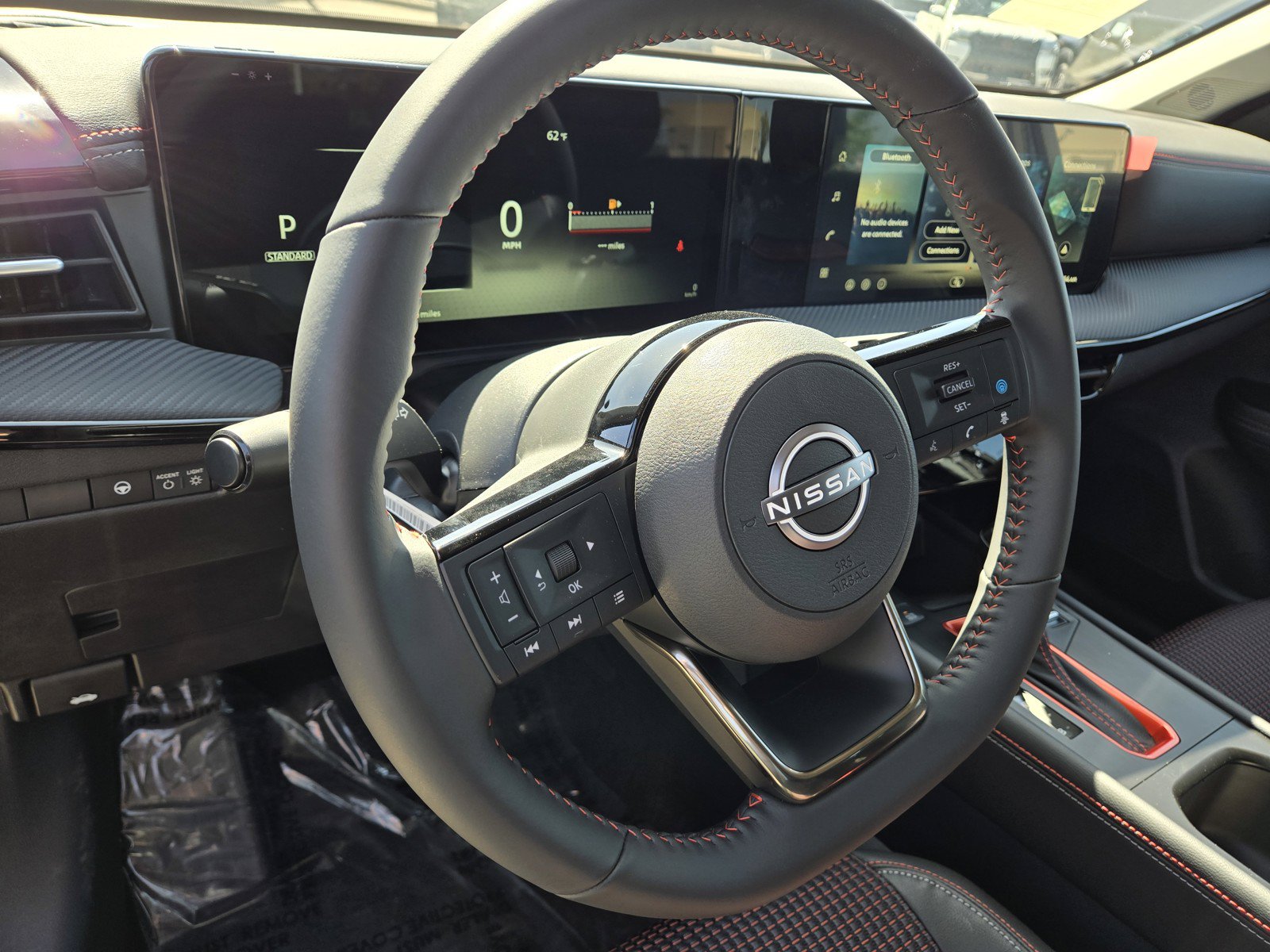 New 2026 Nissan Kicks SR w/ Illumination Package AWD/4WD image 10