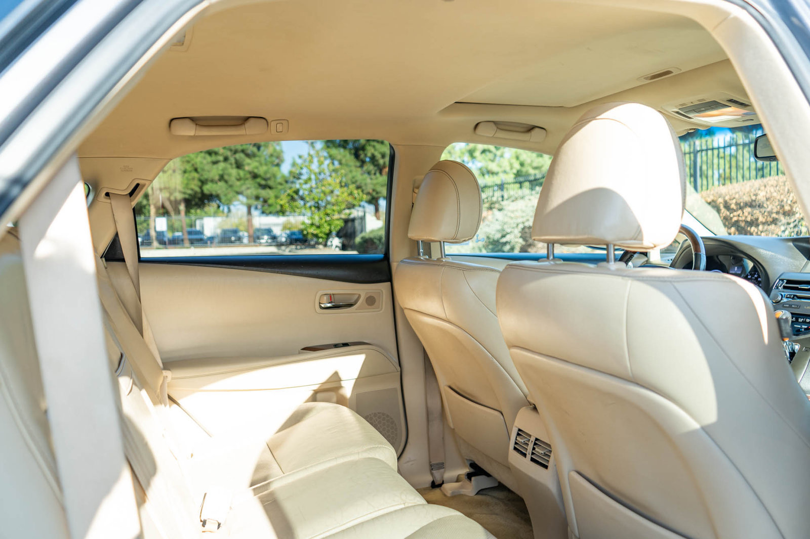 Used 2013 Lexus RX 450h AWD w/ Navigation Pkg image 20