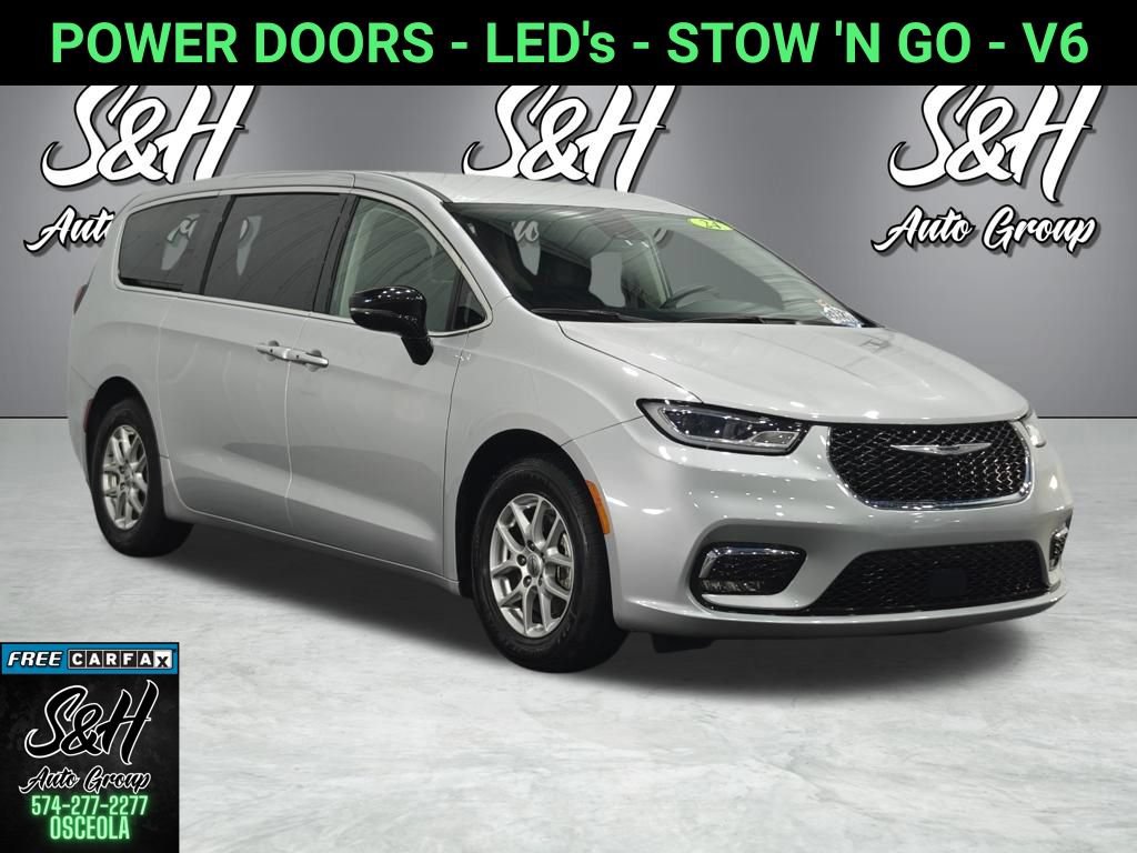 Used 2024 Chrysler Pacifica Touring-L FWD video 1