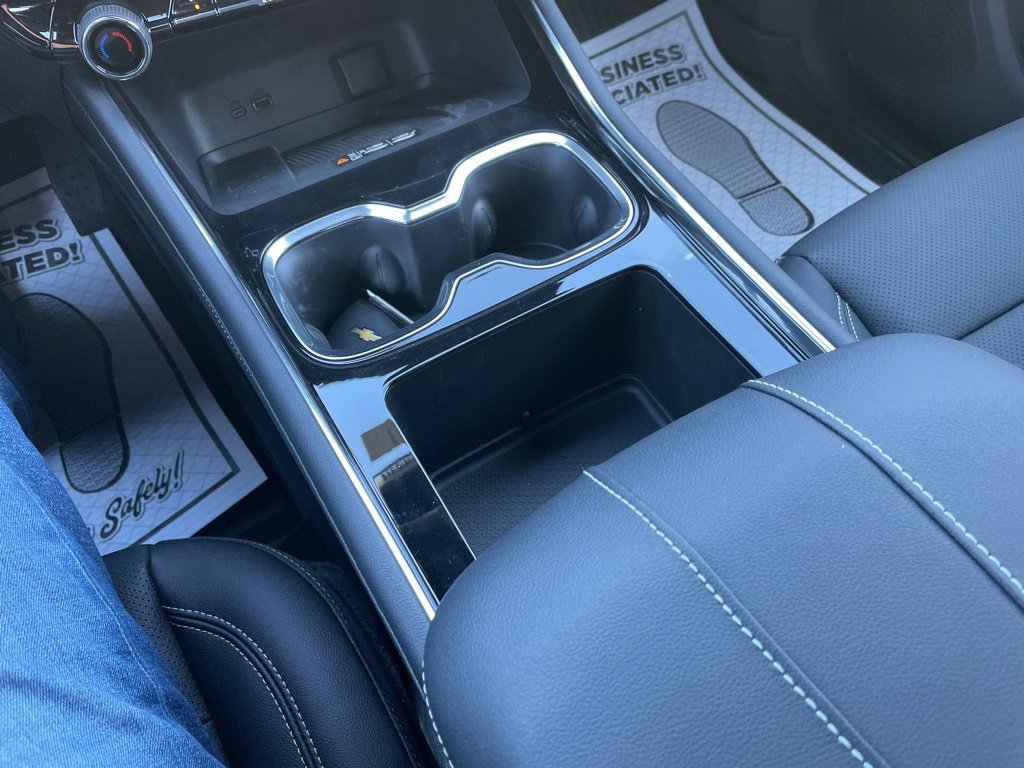 New 2026 Chevrolet Traverse LT image 9