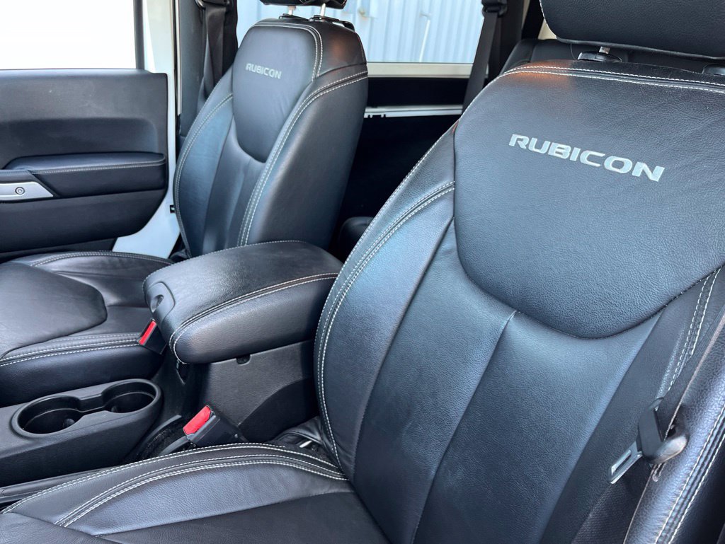 Used 2017 Jeep Wrangler Rubicon AWD/4WD image 3