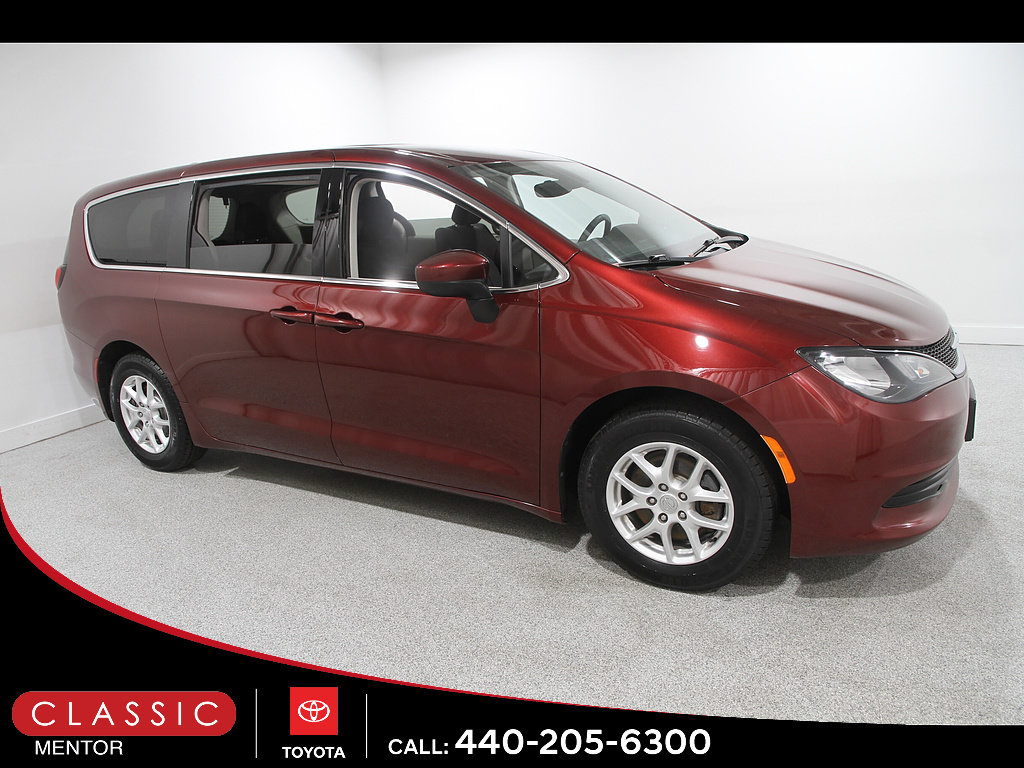 Used 2017 Chrysler Pacifica LX