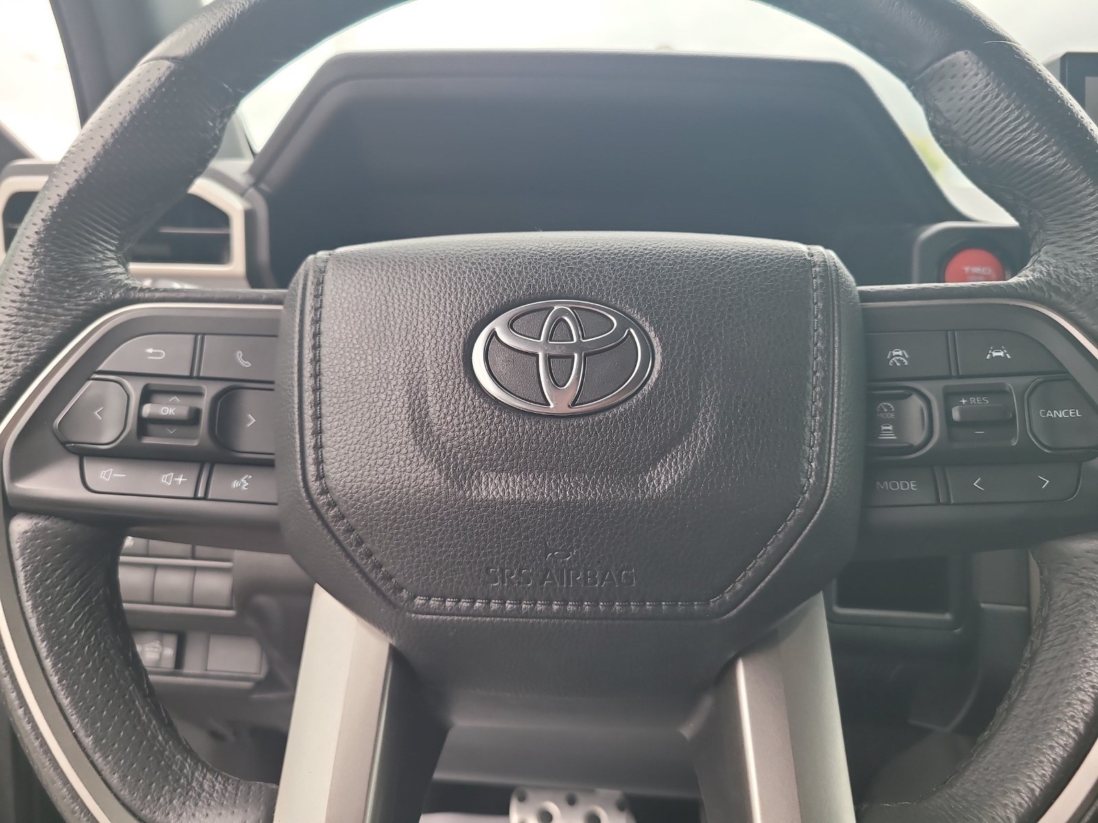 Used 2025 Toyota Tacoma TRD Sport AWD/4WD image 13