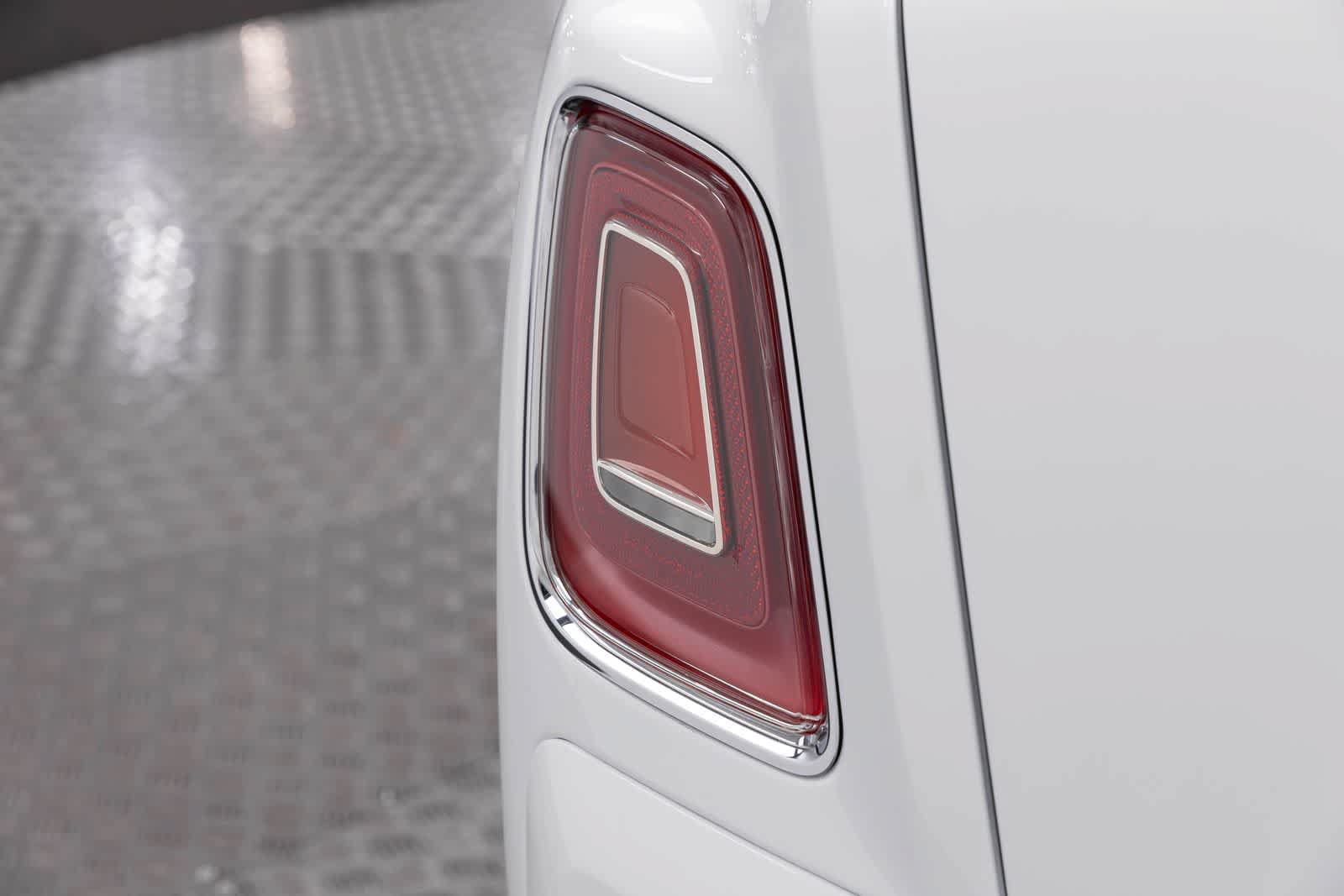New 2027 Rolls-Royce Phantom Sedan RWD image 74