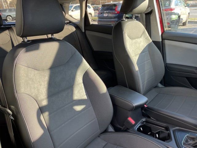 Used 2022 Volkswagen Taos SE image 11