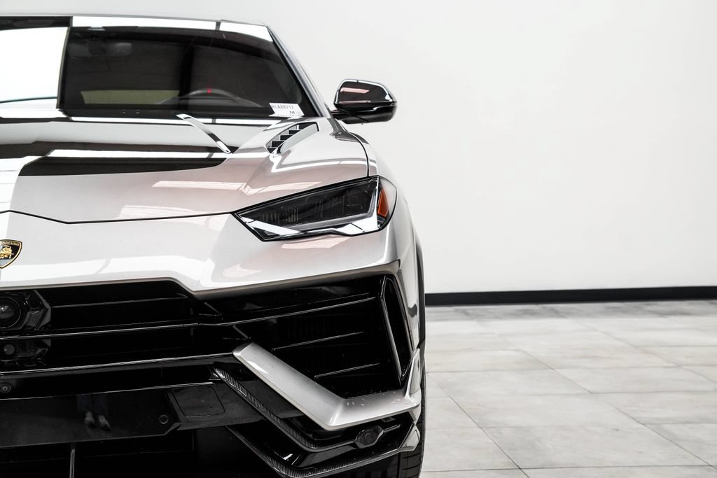 Used 2024 Lamborghini Urus Performante AWD/4WD image 8