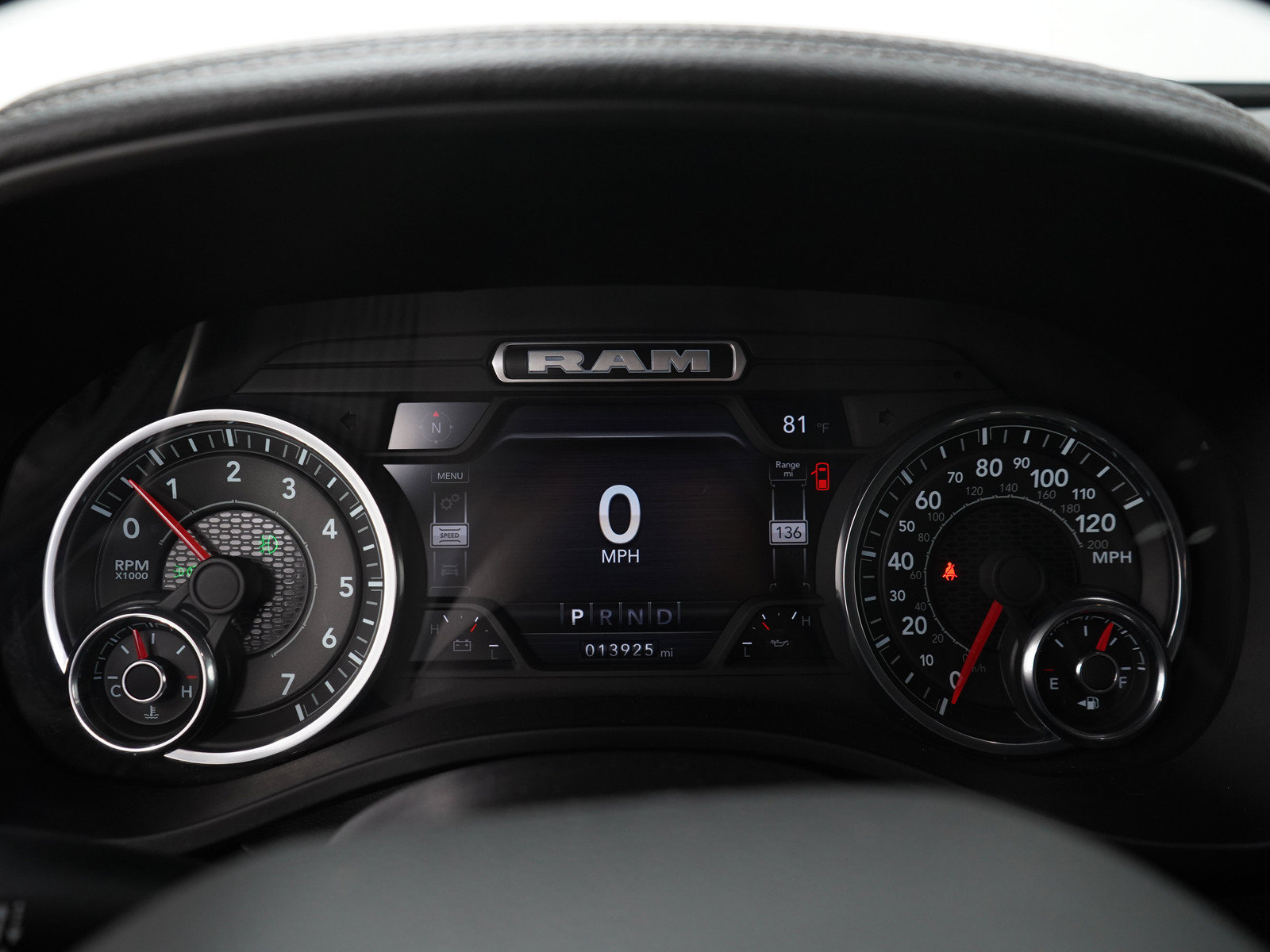 Used 2024 RAM 1500 Laramie AWD/4WD image 30