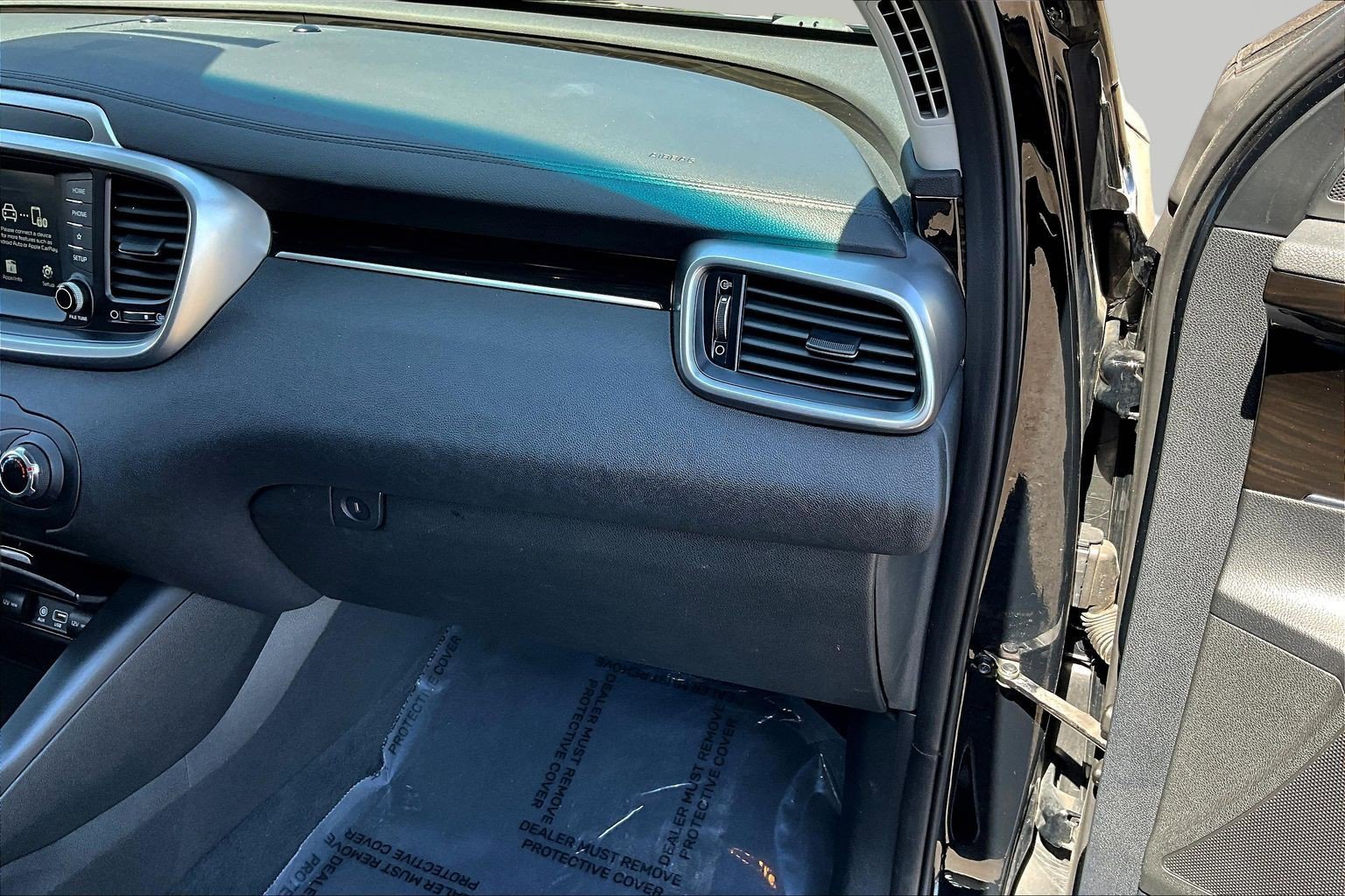 Used 2020 Kia Sorento LX image 27
