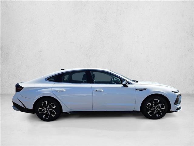 Certified 2024 Hyundai Sonata SEL FWD video 4