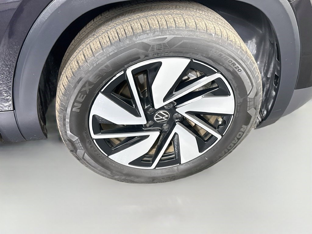Used 2026 Volkswagen Atlas SE FWD image 31