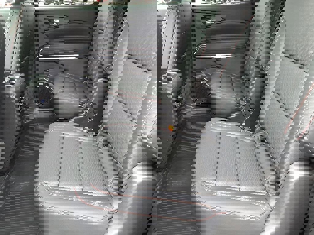 New 2026 Chevrolet Traverse Z71 w/ Enhanced Driving Package AWD/4WD image 14