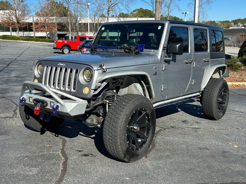 Used 2016 Jeep Wrangler Unlimited Sahara w/ Connectivity Group image 35