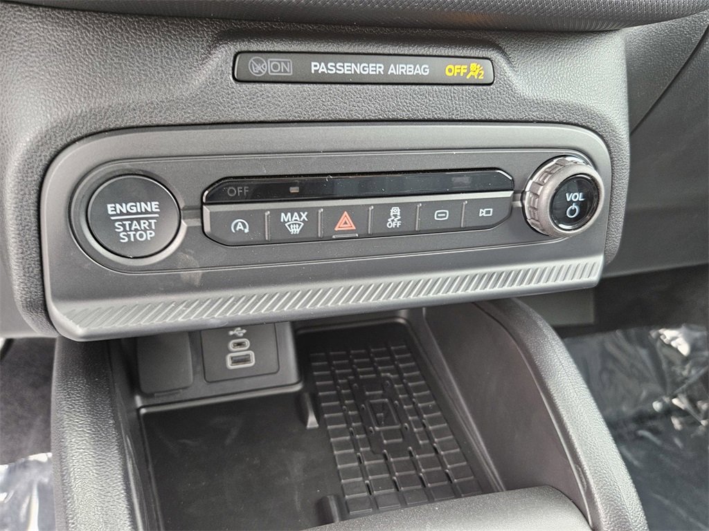 New 2025 Ford Bronco Sport Heritage w/ Convenience Package image 17