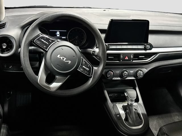 Used 2023 Kia Forte LXS w/ LXS Technology Package FWD image 18